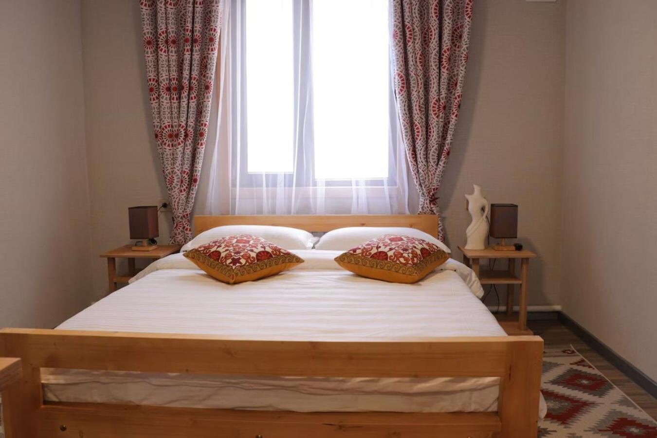 Salamat Hotel Bishkek Exterior photo